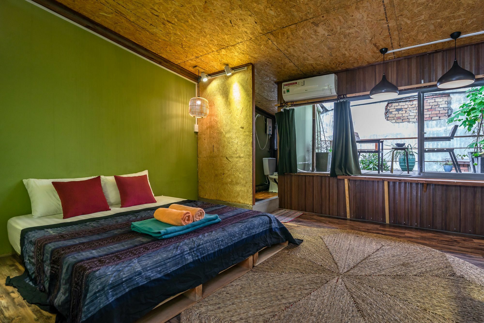 Holo Opera Saigon - Serviced Homestay *